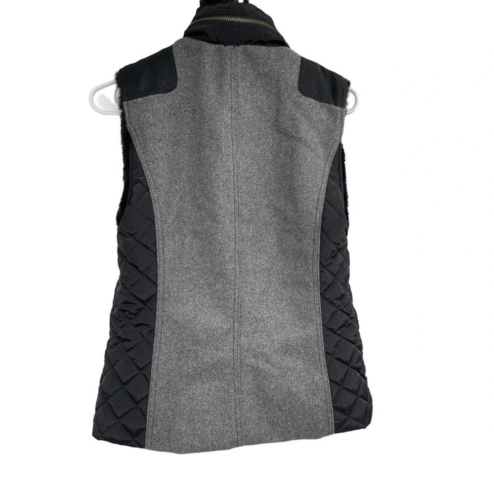 Tart Collections Donnah Wool Blend Gray Quilted Faux Fur Lined Vest Size XS - Picture 6 of 10